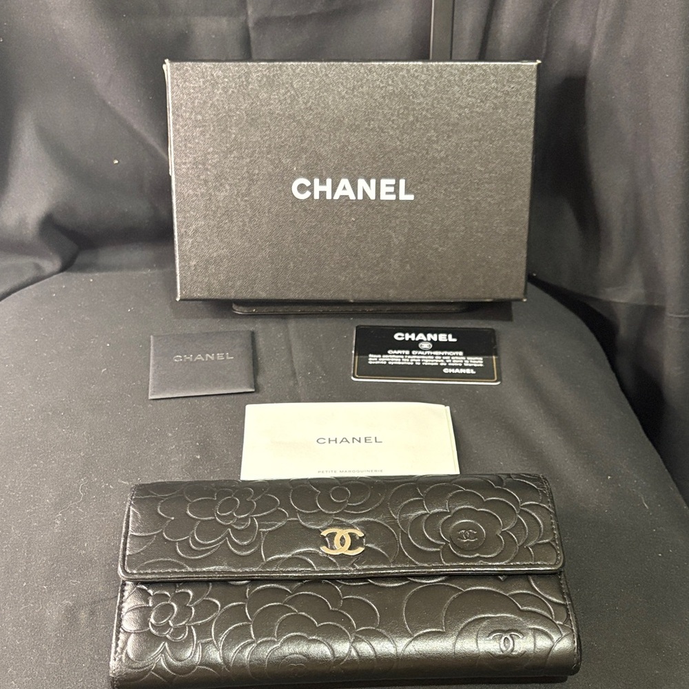CHANEL Black Floral Embossed Wallet